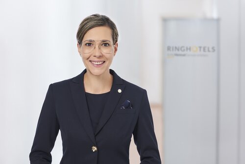 P.Weindl_RH_Verkaufdirektorin | © Ring Hotels