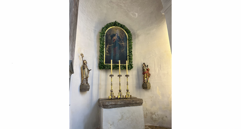 Statue der Knotenmadonna in der Kirche St. Peter am Perlach in Augsburg, ein Ort des Gebets und der Hoffnung | © Ringhotels e.V., SK 