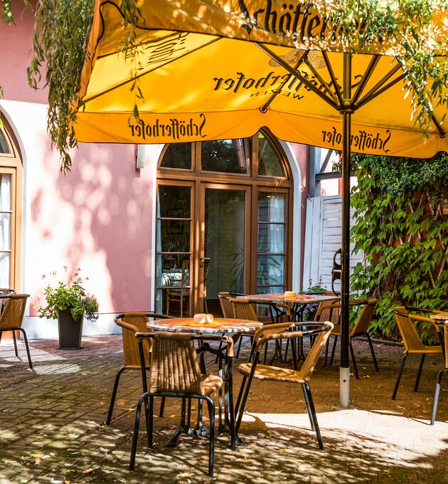 Ringhotel Dreiländereck in Zittau frühstücken im Garten | © Ringhotel Dreiländereck, Zittau