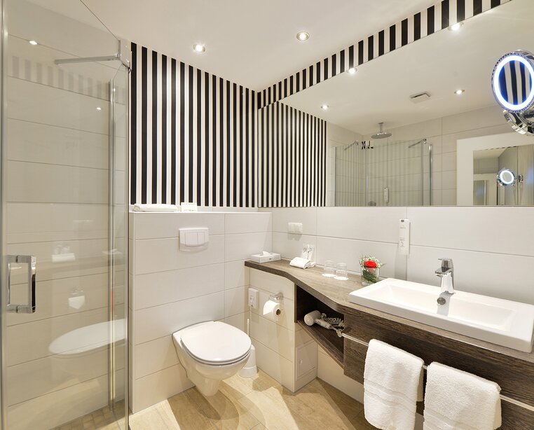 Bathroom in the Ringhotel Landhaus Gardels in Brunsbüttel | © Ringhotel Landhaus Gardels in Brunsbüttel