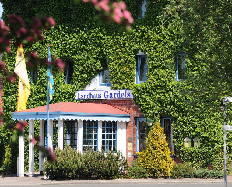 Your Ringhotel Landhotel Gardels in Brunsbüttel at the coastline on the German North Sea | © Landhotel Gardels in Brunsbüttel