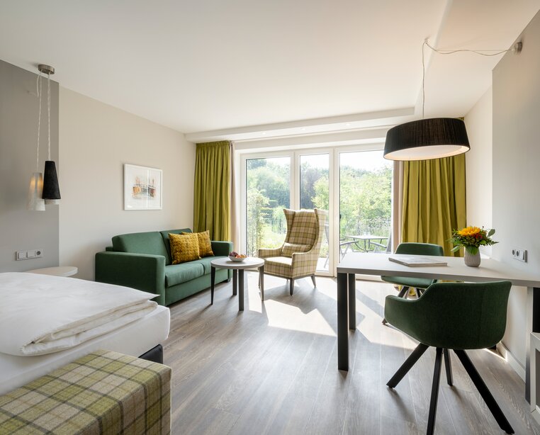 Grand Deluxe Plus Zimmer im Ringhotel Köhlers Forsthaus in Aurich, 4 Sterne Hotel an der Nordseeküste | © Günther Standl