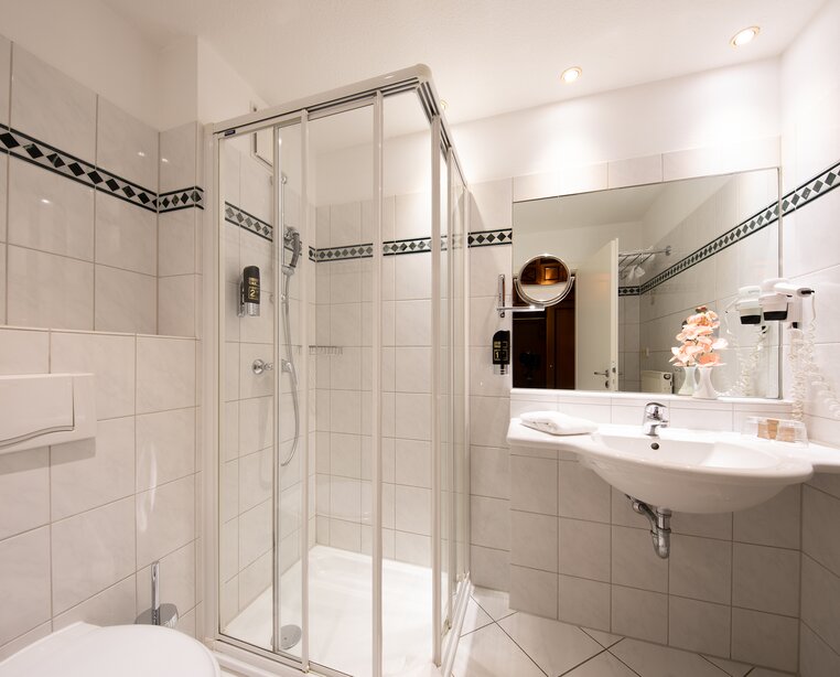 Badezimmer Komfort | © Hotel Klövensteen