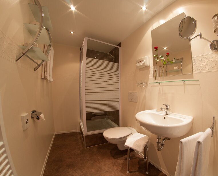 Moderne Badezimmer im Ringhotel Lutherhotel Eisenacher Hof in Eisenach, 4 Sterne Hotel im Thüringer Wald | © Ringhotel Lutherhotel Eisenacher Hof in Eisenach