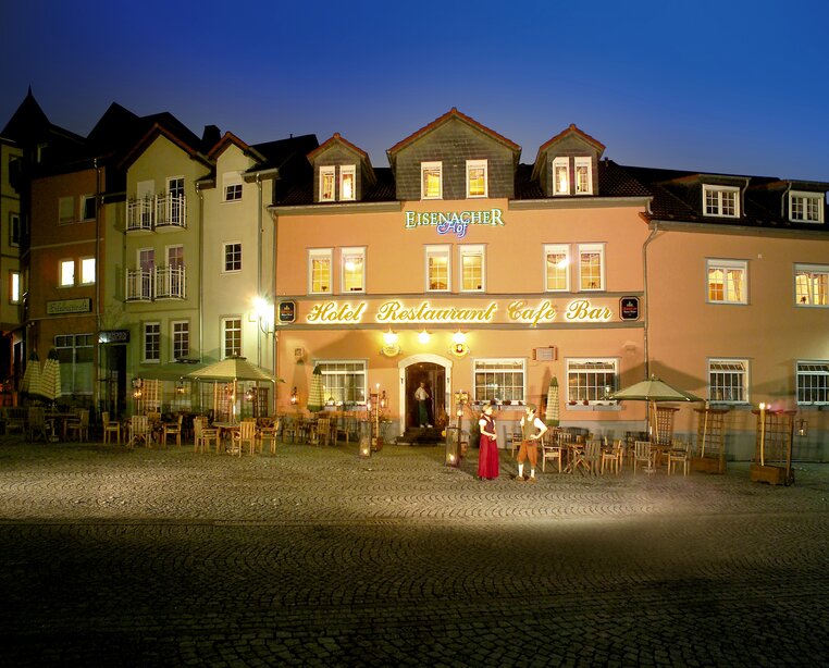 Eingang des Ringhotel Lutherhotel Eisenacher Hof in Eisenach, 4 Sterne Hotel im Thüringer Wald | © Ringhotel Lutherhotel Eisenacher Hof