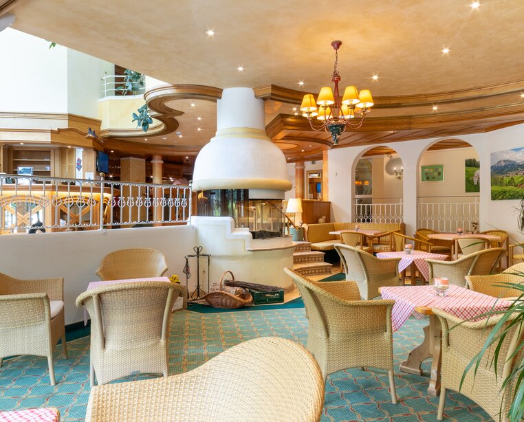 Lobby im Ringhotel Ferienhotel Nebelhornblick in Oberstdorf, 4 Sterne Hotel im Allgäu | © Ringhotel Nebelhornblick, Oberstdorf