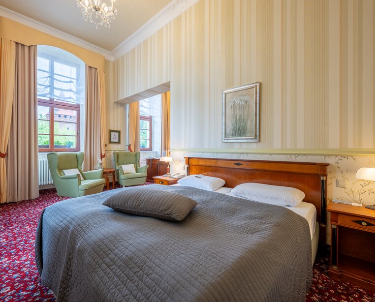 Room with Elbe harbor view at the Ringhotel Schloss Tangermünde in Tangermünde, 4-star hotel in the Altmark region | © Ringhotel Schloss Tangermünde, Tom Przibilla- Zeitgeist Foto und Film