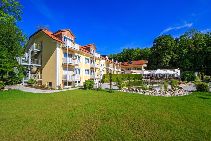 Exterior view of the Ringhotel Sonneck 4 star hotel in Bad Wörishofen in the Allgäu | © Ringhotel Sonneck in Bad Wörishofen