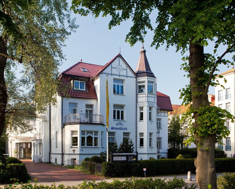 Die herrliche Landschaft der Mecklenburger Bucht umgibt das 4 Sterne Superior Hotel Ringhotel Strandblick in Kühlungsborn | © Ringhotel Strandblick in Kühlungsborn
