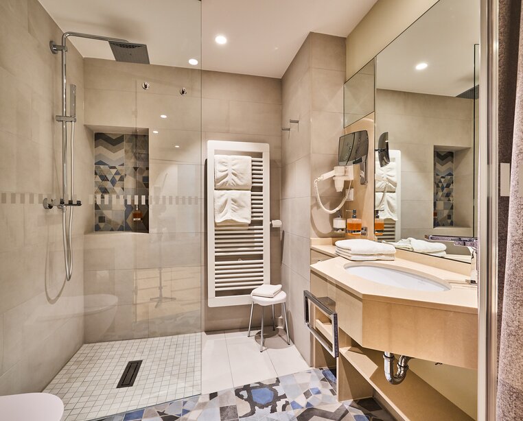 Badezimmer  im 4-Sterne-Superior-Hotel Ringhotel Strandblick in Kühlungsborn | © Ringhotel Strandblick