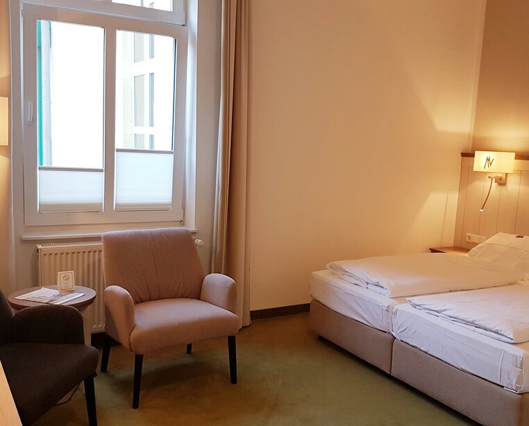 Superior Doppelzimmer im liebevoll renovierten, historischen Villengebäude des 4 Sterne Hotel Ringhotel Villa Margarete in Waren | © Ringhotel Villa Margarete in Waren