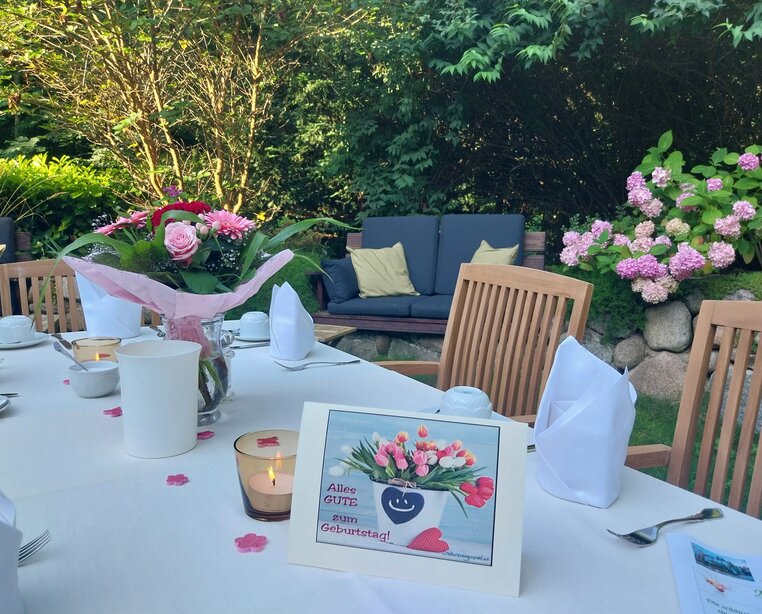 Terrasse im Grünen im 4 Sterne Hotel Ringhotel Villa Margarete in Waren | © Ringhotel Villa Margarete in Waren