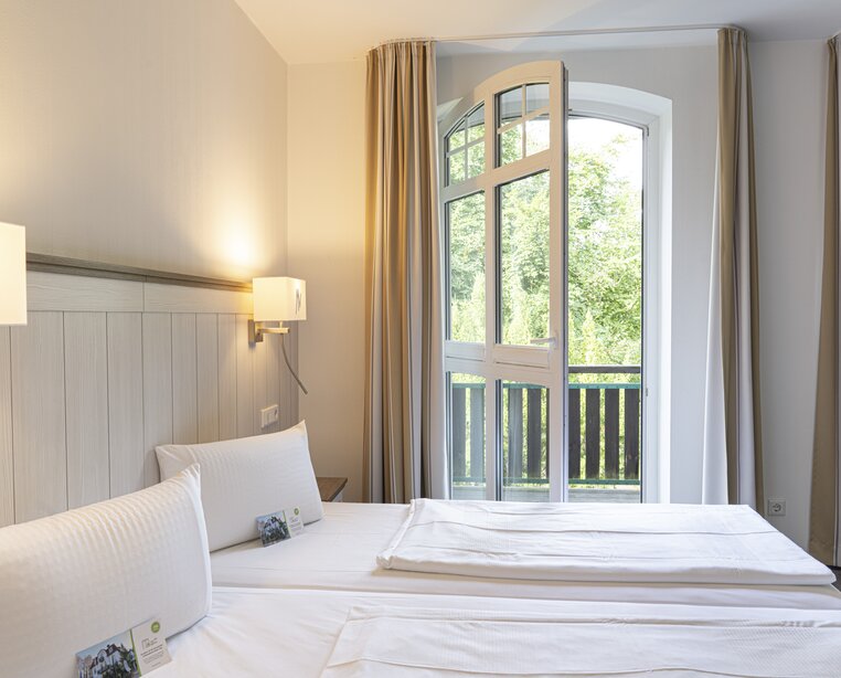 Enjoy your stay at the 4-star Ringhotel Villa Margarete in Waren an der Müritz
