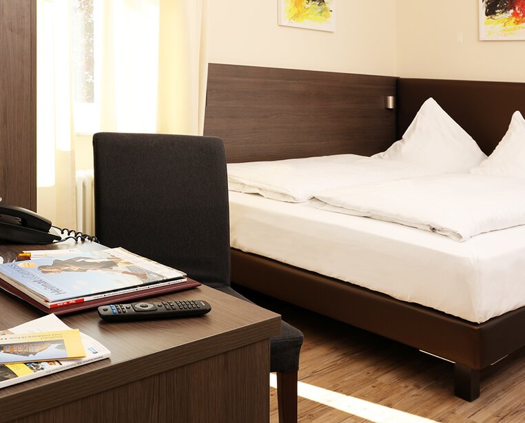 Modern eingerichtete Doppelzimmer im Ringhotel Zum Goldenen Ochsen in Stockach, 4 Sterne Hotel am Bodensee | © Ringhotel Zum Goldenen Ochsen in Stockach