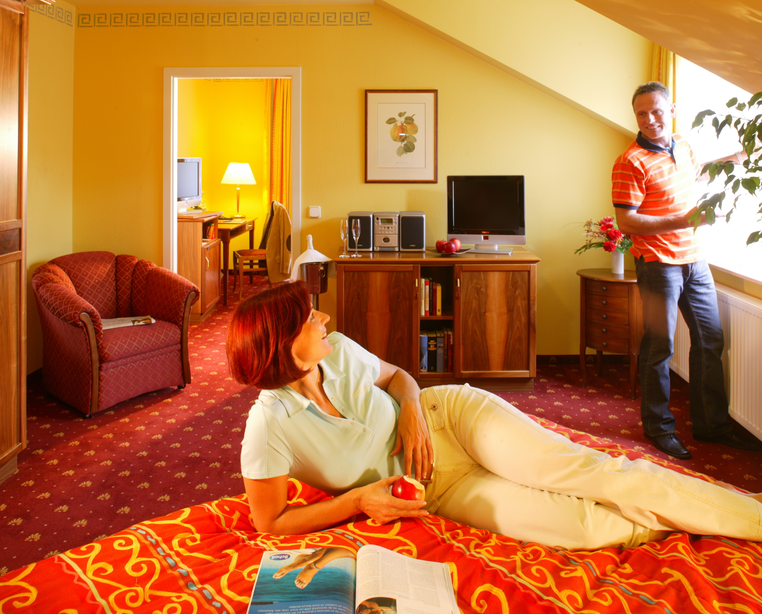 Die Suiten haben Balkon und separaten Wohn- und Schlafraum im 4 Sterne Hotel Ringhotel Zum Stein in Wörlitz | © Ringhotel Zum Stein in Wörlitz