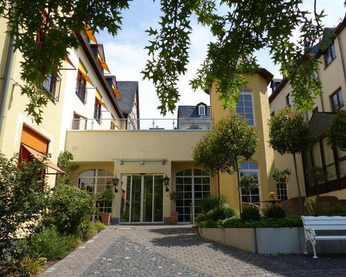 Eingangsbereich des 4 Sterne Hotel Ringhotel Nassau-Oranien in Limburg/Hadamar