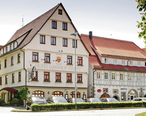 In zentraler Lage, im schönen Herrenberg beim Naturpark Schönbuch, liegt das 4 Sterne Hotel Ringhotel Gasthof Hasen in Herrenberg