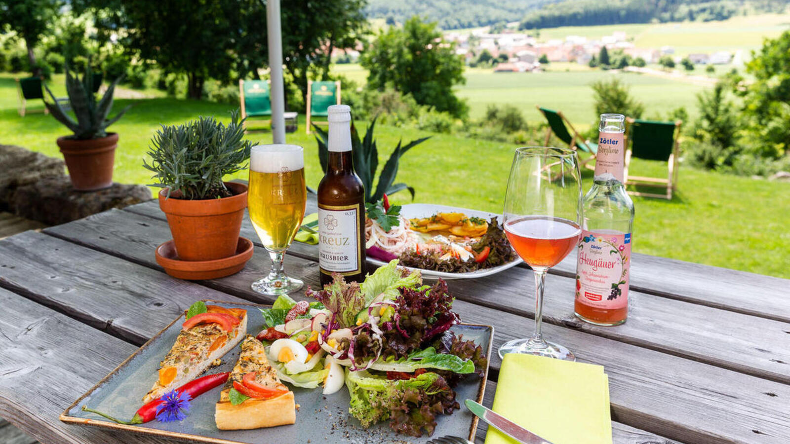Leckeres Mittagessen in der Natur im Ringhotel sKreuz in Steinheim, 4 Sterne Hotel